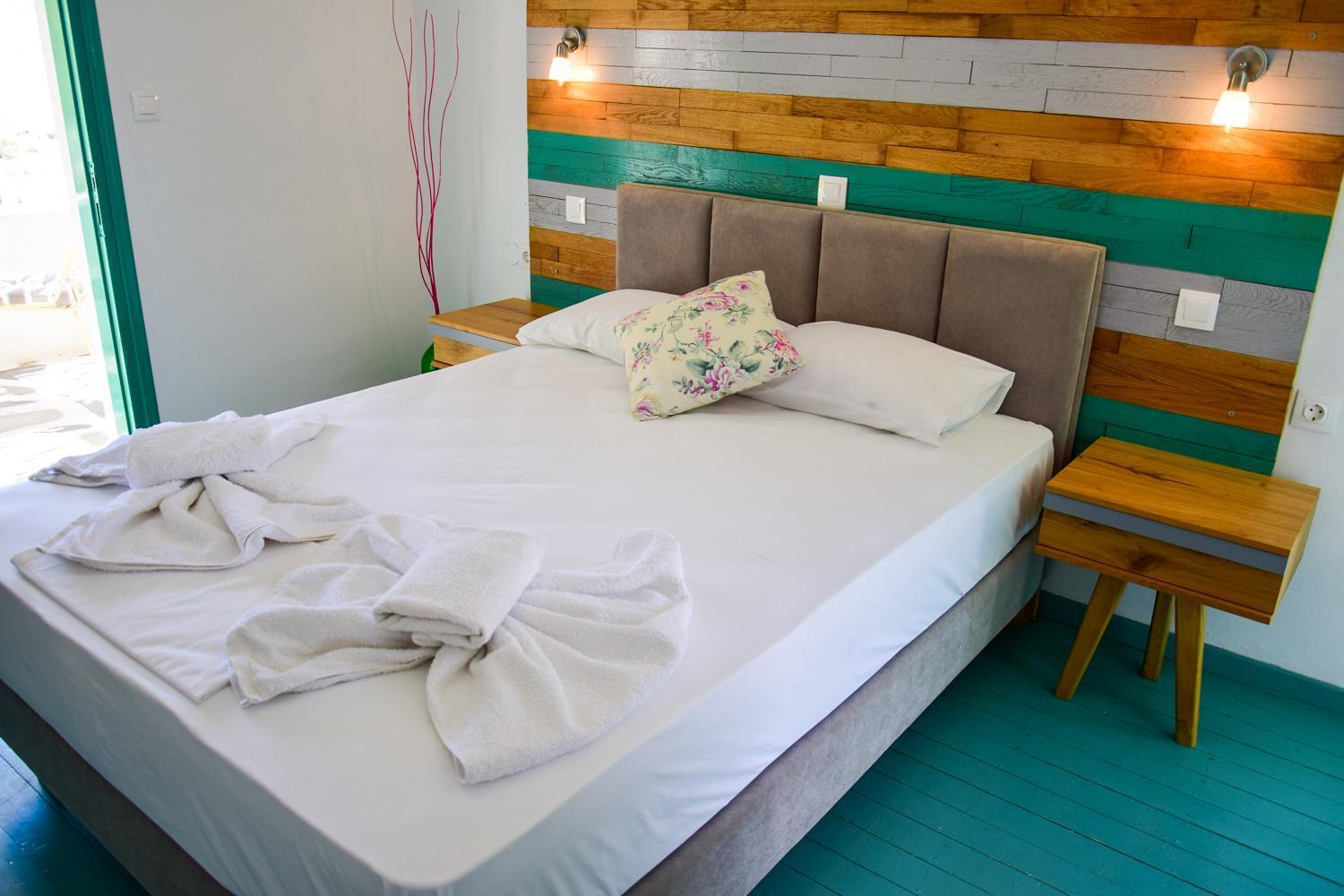 Camares Hotell Alopronia Eksteriør bilde