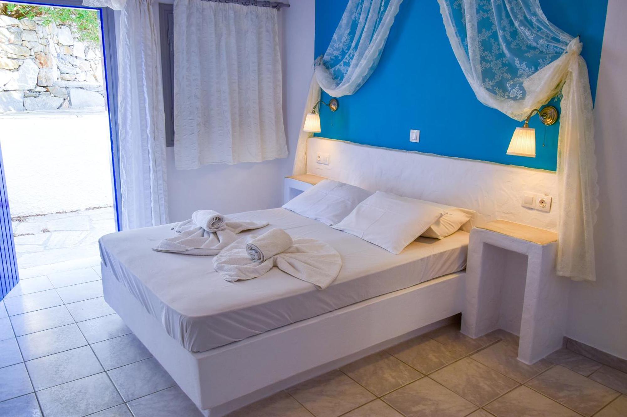 Camares Hotell Alopronia Eksteriør bilde